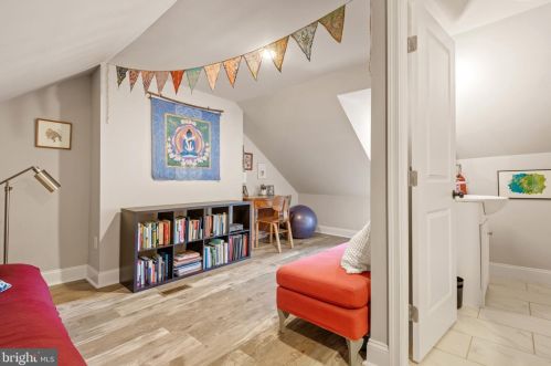 563 Shippen St, Lancaster PA  17602-4305 exterior