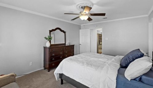 2300 Timberglen Dr, Lewisville TX  75028-1916 exterior