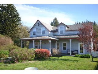 492 Hot Spg Ave, Carson WA  98610-3319 exterior