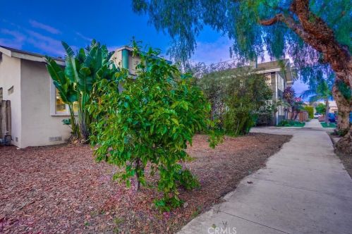 1919 Bermuda St, Long Beach, CA 90802-3823