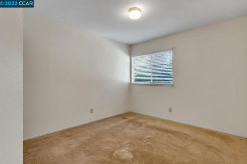 9456 Fairlight Ct, Elk Grove CA  95758-1031 exterior