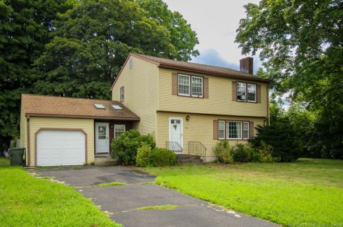 1436 Forbes St, Hartford, CT 06118-3313