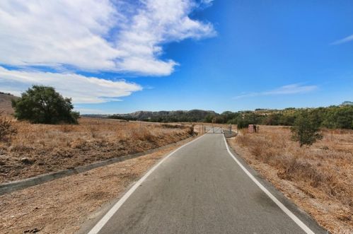 83 Timbre, Trabuco Canyon CA  92688-2036 exterior