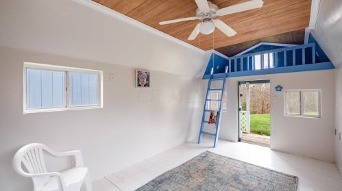 550 Spring Valley Dr, Zanesville OH  43701-0805 exterior