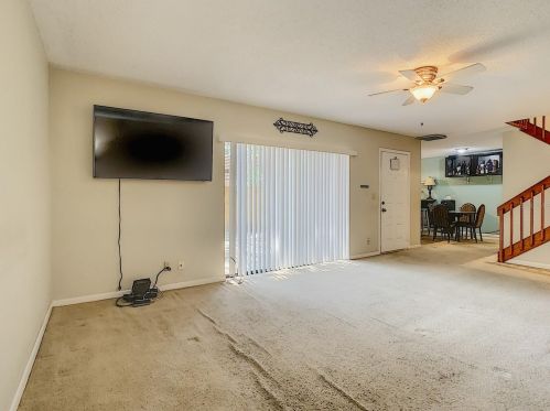2612 2nd Ct, Palm Harbor, FL 34684-3807