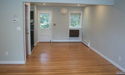 539 Oritani Pl, Teaneck NJ  07666-1637 exterior