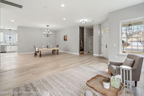 58 Baltusrol Dr, Jackson Twp NJ  08527-4012 exterior