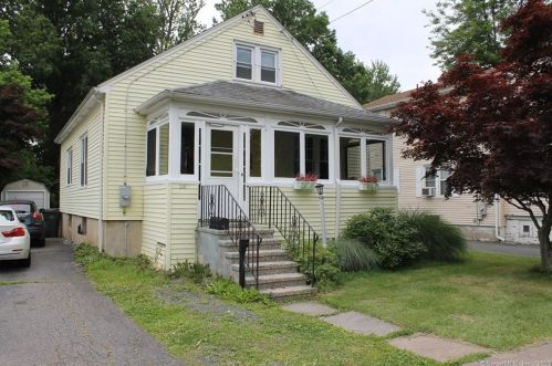 331 Nott St, Hartford, CT 06109-1621