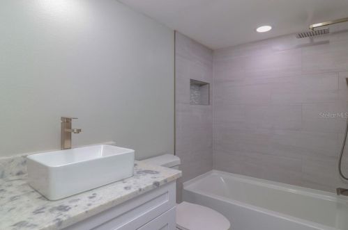 180 Tads Trl, Oldsmar FL  34677-2396 exterior