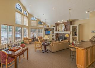550 Saint Michaels Way, Newport News VA  23606-1984 exterior