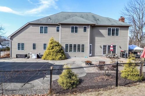 5 Mudry Farm Rd, Brookfield Center CT  06804-3541 exterior