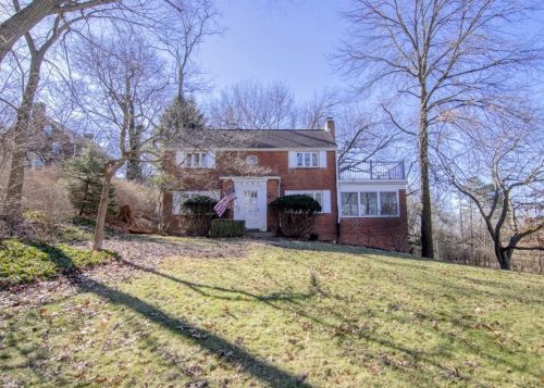 2020 Greensburg Pike, Pittsburgh, PA 15221-2522