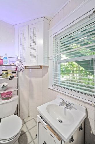 62 Putnam St, Danvers MA 01923-2817 exterior