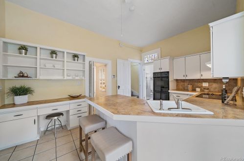 800 Franklin St, Denver CO 80205-3324 exterior