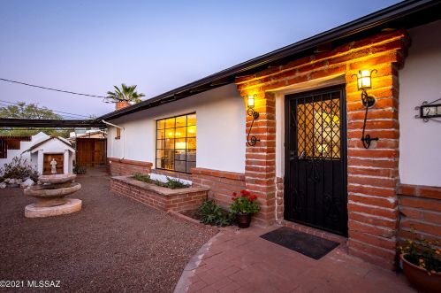 2120 Edison Ter, Tucson, AZ 85716-2807