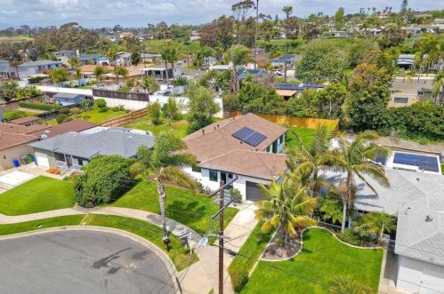 1442 Burroughs St, Oceanside CA  92054-5431 exterior