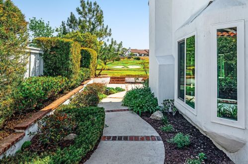 4792 Galicia Way, Oceanside CA  92056-5122 exterior