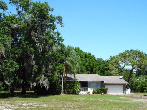 2505 Stampede Ct, Wimauma, FL 33598-7819