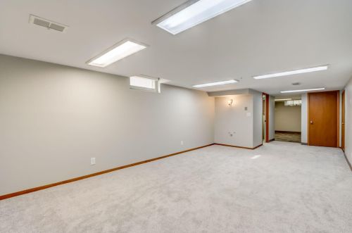 2919 85, Milwaukee WI 53222-4717 exterior