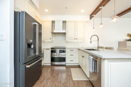 10301 Celtic Dr, Scottsdale AZ  85260-7285 exterior