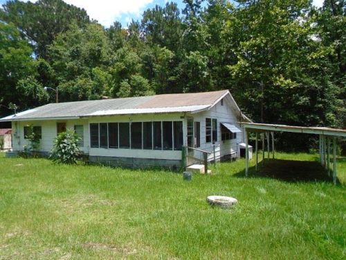 23915 4th Ave, Florala, AL 36442-3653