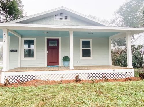 723 Ariana St, Lakeland, FL 33803-2031