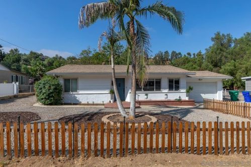 9606 Marilla Dr, Lakeside CA  92040-2806 exterior