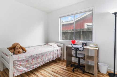 743 J St, Lathrop CA  95330-9428 exterior