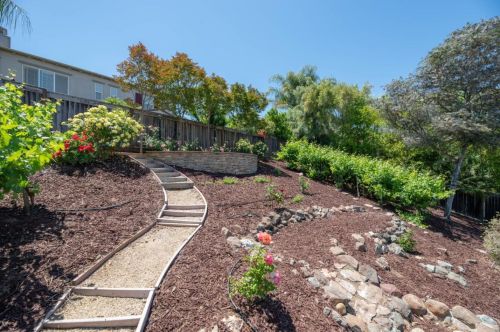 7145 Lahinch Dr, Gilroy CA  95020-3058 exterior