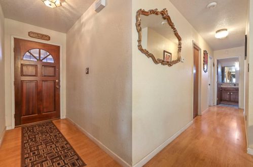 14822 Pueblo Dr, Manteca CA  95336-2550 exterior