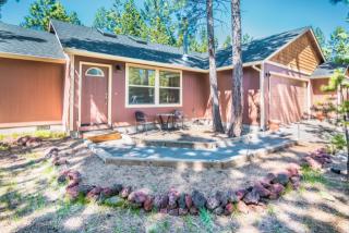 56371 Stellar Dr, Bend, OR 97707-2065