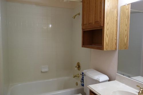 989 Downey Dr, Lewisville TX  75067-7435 exterior