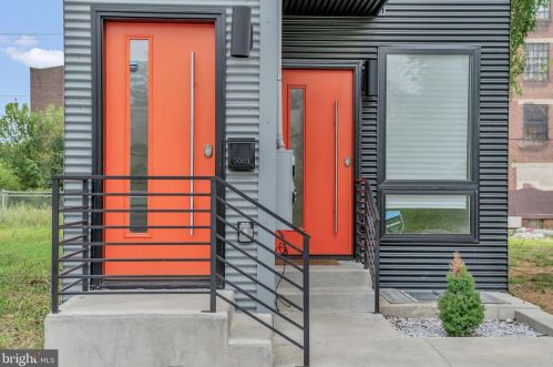 2413 3rd St, Philadelphia PA  19133-3008 exterior
