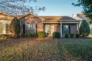 8560 Sawyer Brown Rd, Nashville, TN 37221-2403