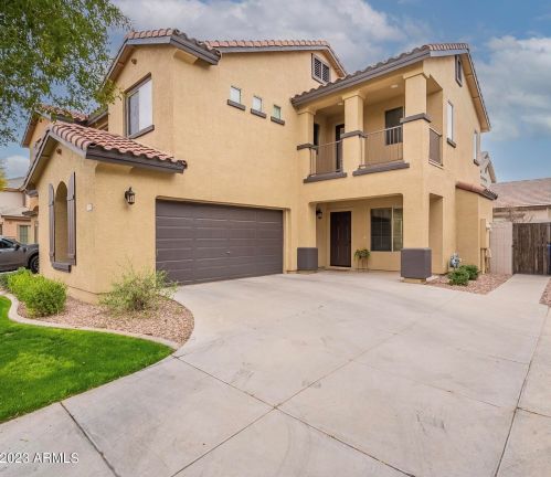 1519 Elgin St, Gilbert, AZ 85295-8312