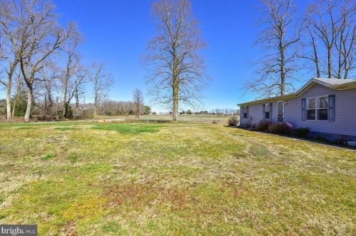 34668 Line Rd, Selbyville, DE 19975-4009