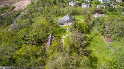 1704 Dreshertown Rd, Dresher PA  19025-1303 exterior