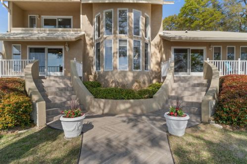 401 Waterview Cove Dr, Freeport, FL 32439-2815