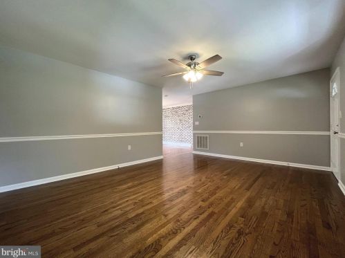 25 Concord Ct, Charles Town WV  25414-5041 exterior