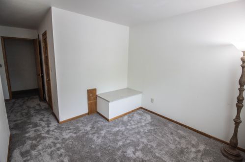 2424 Parnell Ave, Milwaukee WI 53221-4253 exterior