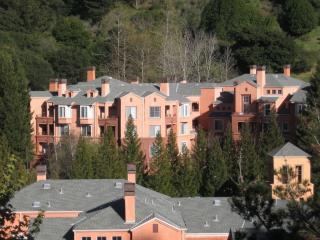 200 Caldecott Ln, Oakland CA  94618-2403 exterior