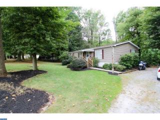 5097 Woodland Dr, New Milltown, PA 17535-9783