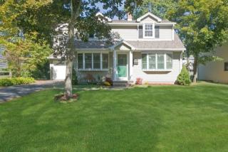 641 Maxwell Pl, Ridgewood, NJ 07450-5320