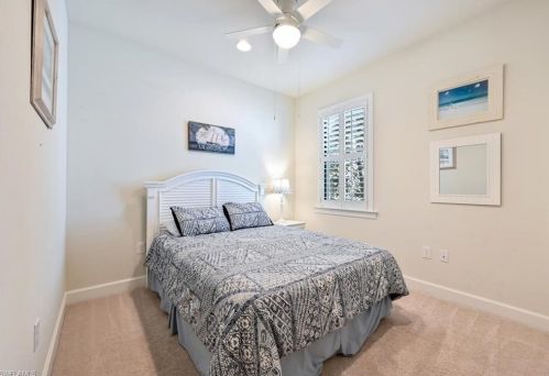 16157 Camden Lakes Cir, Naples FL  34110-2880 exterior