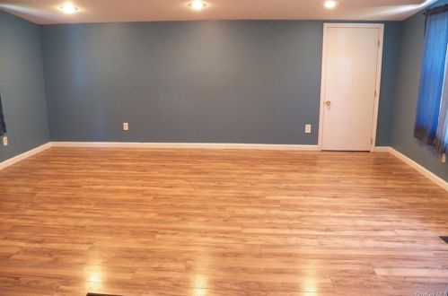 32 Crescent Vw, Rock Hill, NY 12775-6629