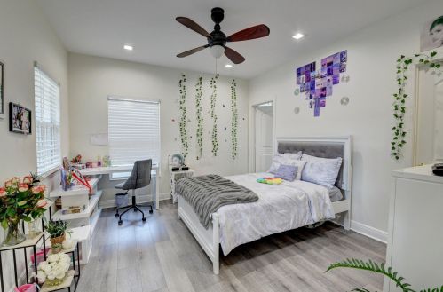 8696 Valhalla Dr, Delray Beach FL  33446-9568 exterior