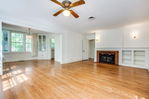 2220 Locust St, Denton TX  76209-1806 exterior