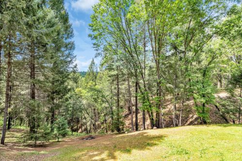 6184 Green Ridge Dr, Michigan Bluff CA  95631-9653 exterior