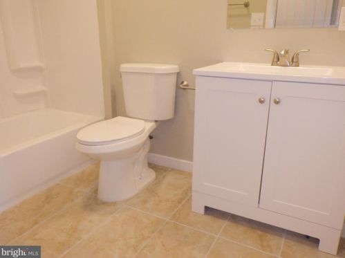 725 44 St, Philadelphia PA  19104-2910 exterior