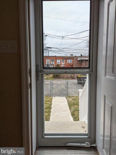 811 Shaw Ave, Lansdale PA  19446-2335 exterior